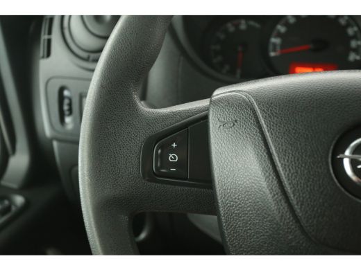 Opel Movano 2.3 CDTI BiTurbo L2H2 146PK Airco Camera Cruise Navigatie PDC 3 Persoons Imperiaal Trekhaak ActivLease financial lease