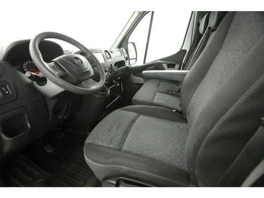Opel Movano 2.3 CDTI BiTurbo L2H2 146PK Airco Camera Cruise Navigatie PDC 3 Persoons Imperiaal Trekhaak ActivLease financial lease
