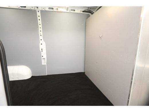 Opel Movano 2.3 CDTI BiTurbo L2H2 146PK Airco Camera Cruise Navigatie PDC 3 Persoons Imperiaal Trekhaak ActivLease financial lease