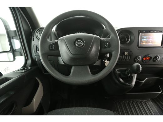 Opel Movano 2.3 CDTI BiTurbo L2H2 146PK Airco Camera Cruise Navigatie PDC 3 Persoons Imperiaal Trekhaak ActivLease financial lease