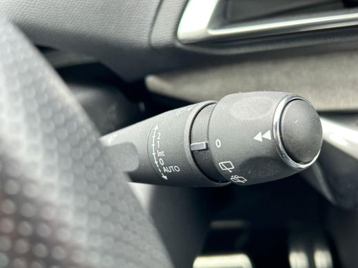 Peugeot 3008 1.2 PureTech GT Automaat | Achteruitrijcamera | Alcantara interieurdelen | Apple Carplay/Android ... ActivLease financial lease