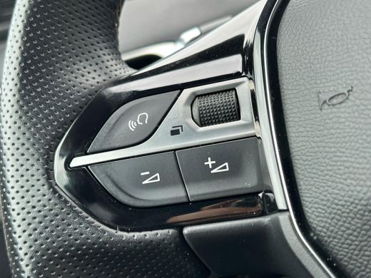 Peugeot 3008 1.2 PureTech GT Automaat | Achteruitrijcamera | Alcantara interieurdelen | Apple Carplay/Android ... ActivLease financial lease