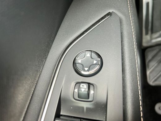 Peugeot 3008 1.2 PureTech GT Automaat | Achteruitrijcamera | Alcantara interieurdelen | Apple Carplay/Android ... ActivLease financial lease
