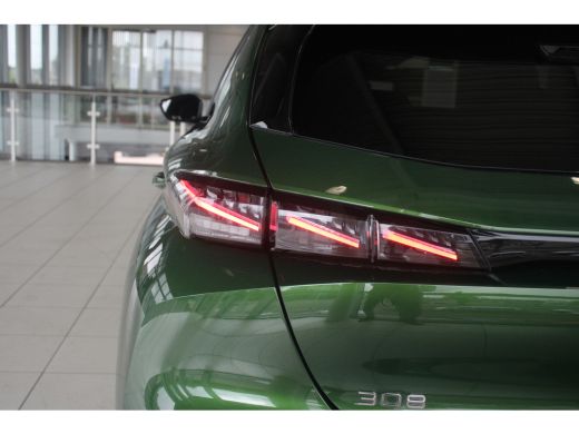 Peugeot 308 1.2 Turbo 130-PK EAT8 AUTOMAAT GT | CAMERA | ADAPTIVE CRUISE | DODEHOEK DETECTIE | MATRIX LED | S... ActivLease financial lease