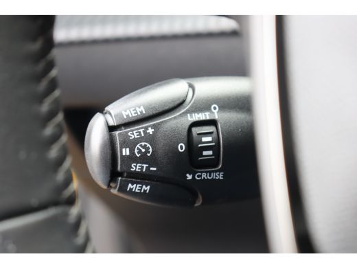 Peugeot e-208 EV 136PK ACTIVE PACK AUTOMAAT / NAVI / CLIMA / LED / BLUETOOTH / CRUISECONTROL / 1E EIGENAAR / NI... ActivLease financial lease