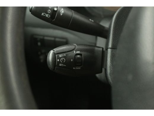 Peugeot Partner 120 1.6 BlueHDi L1H1 Airco Cruise Bluetooth Elektrpakket Schuifdeur ActivLease financial lease