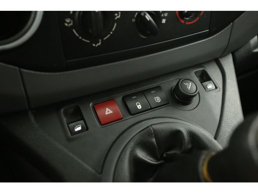Peugeot Partner 120 1.6 BlueHDi L1H1 Airco Cruise Bluetooth Elektrpakket Schuifdeur ActivLease financial lease