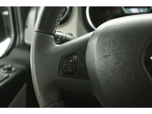Renault Trafic 1.6 dCi T29 L2H1 | Dubbele Cabine | 6 Persoons | Airco Cruise Navi PDC Elektrpakket Trekhaak ActivLease financial lease