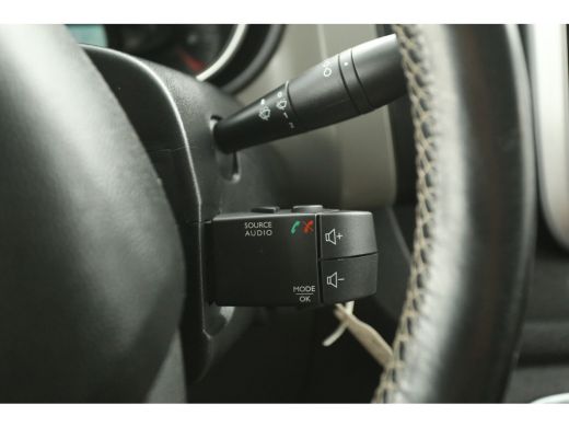 Renault Trafic 1.6 dCi T29 L2H1 | Dubbele Cabine | 6 Persoons | Airco Cruise Navi PDC Elektrpakket Trekhaak ActivLease financial lease