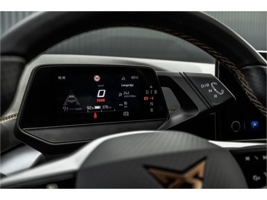 Seat Born Business Plus 62 kWh | LED | Camera | CarPlay | Navigatie | iClimate | Cruise ActivLease financial lease