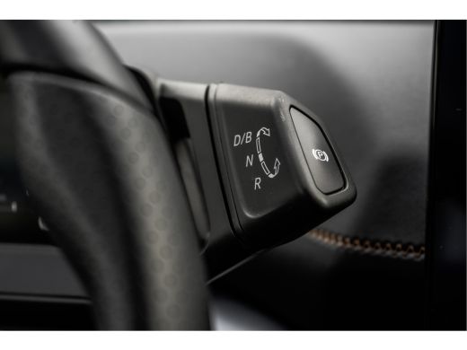 Seat Born Business Plus 62 kWh | LED | Camera | CarPlay | Navigatie | iClimate | Cruise ActivLease financial lease