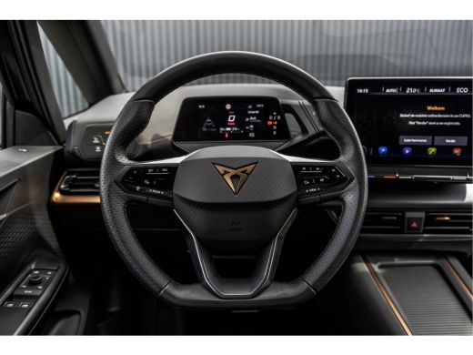 Seat Born Business Plus 62 kWh | LED | Camera | CarPlay | Navigatie | iClimate | Cruise ActivLease financial lease