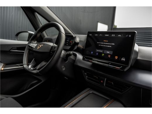 Seat Born Business Plus 62 kWh | LED | Camera | CarPlay | Navigatie | iClimate | Cruise ActivLease financial lease