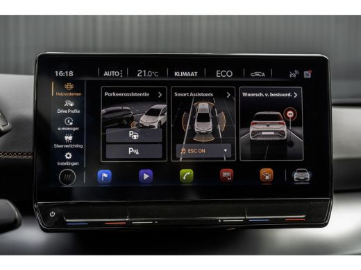 Seat Born Business Plus 62 kWh | LED | Camera | CarPlay | Navigatie | iClimate | Cruise ActivLease financial lease