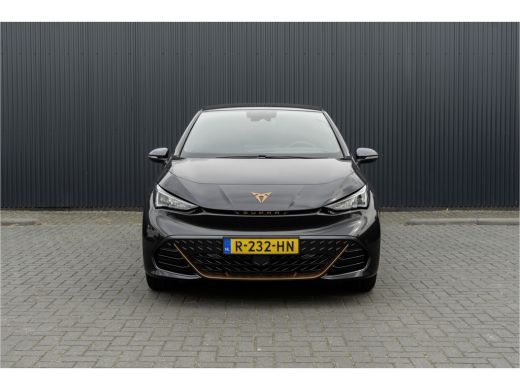 Seat Born Business Plus 62 kWh | LED | Camera | CarPlay | Navigatie | iClimate | Cruise ActivLease financial lease