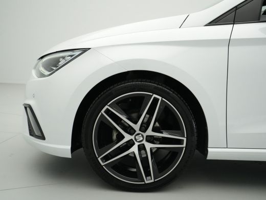 Seat Ibiza 1.0 TSI 95pk FR Business Intense Navigatie Camera Clima Led Carplay 244 ActivLease financial lease