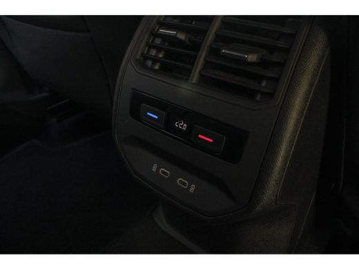 Seat Leon 1.4 TSI eHybrid PHEV FR Bus. Intense | PANO | CAMERA | CARPLAY ActivLease financial lease