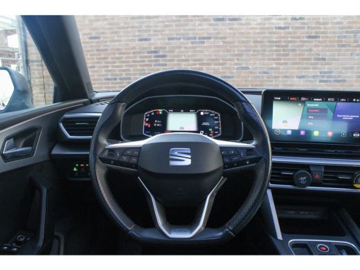 Seat Leon 1.4 TSI eHybrid PHEV FR Bus. Intense | PANO | CAMERA | CARPLAY ActivLease financial lease