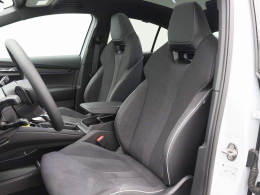 Skoda Enyaq Coupé Sportline 60 | 180 PK | Panoramadak | Achteruitrijcamera | Adaptive cruise control | 21" velgen ActivLease financial lease