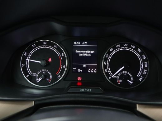 Skoda Kamiq 1.0 TSi 110 Pk Business Edition | Full LED | Navigatie | Climate Controle | Stoelverwarming | Ada... ActivLease financial lease