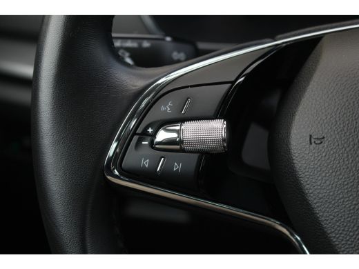 Skoda Octavia Combi 1.0 TSI Business Edition | Climate | Cruise | Elec. Klep | Navi | 16" LMV | LED | DAB | Key... ActivLease financial lease