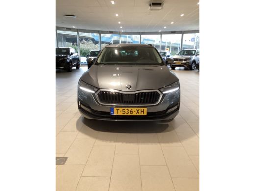 Skoda Octavia Combi 1.0 TSI BNS Ed. | Climate & Cruise C. | Elec. Klep | Standkachel | Navi | 16" LMV | Climate... ActivLease financial lease