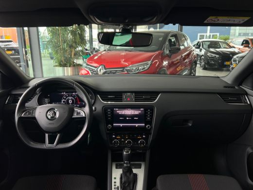 Skoda Octavia Combi 1.5 TSI Greentech Sport Business NL AUTO | PANO | SPORTSTOELEN | CARPLAY | ActivLease financial lease