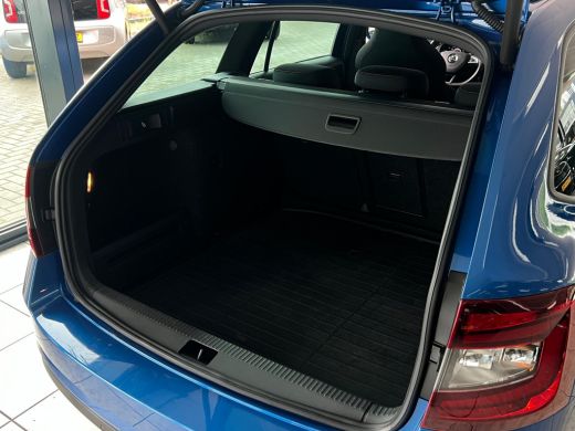 Skoda Octavia Combi 1.5 TSI Greentech Sport Business NL AUTO | PANO | SPORTSTOELEN | CARPLAY | ActivLease financial lease