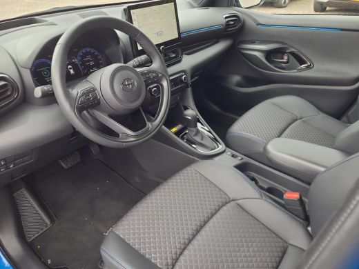 Toyota Yaris 1.5 Hybrid 130 Launch Edition | Apple CarPlay | Head-Up | Blindspot | Rijklaarprijs incl. garantie | ActivLease financial lease
