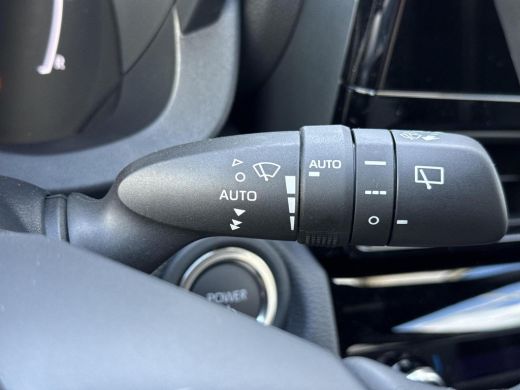 Toyota Yaris Cross 1.5 Hybrid 115 Dynamic **NIEUWE AUTO/ FOREST GREEN** ActivLease financial lease