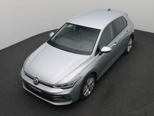 Volkswagen Golf 1.5 eHybrid Life Edition 204PK DSG Navi via Apple Carplay/Android Auto, Achteruitrijcamera, Stoel... ActivLease financial lease