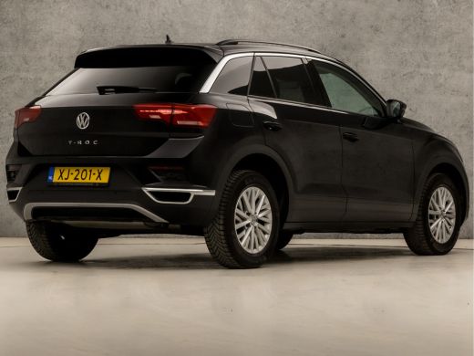 Volkswagen T-Roc 1.5 TSI Sport 150Pk Automaat (APPLE CARPLAY, GROOT NAVI, GETINT GLAS, CLIMATE, ADAPTIVE CRUISE, S... ActivLease financial lease