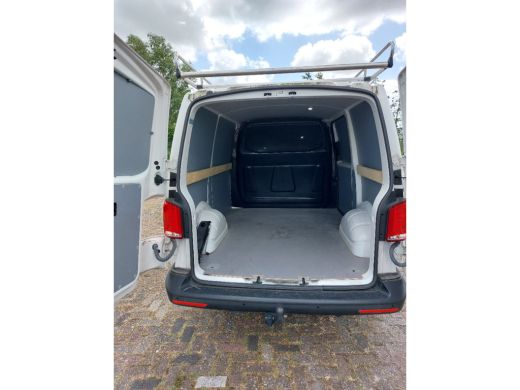 Volkswagen Transporter 2.0 TDI L1H1 Comfortline Sidebars - Imperiaal - Trekhaak ActivLease financial lease