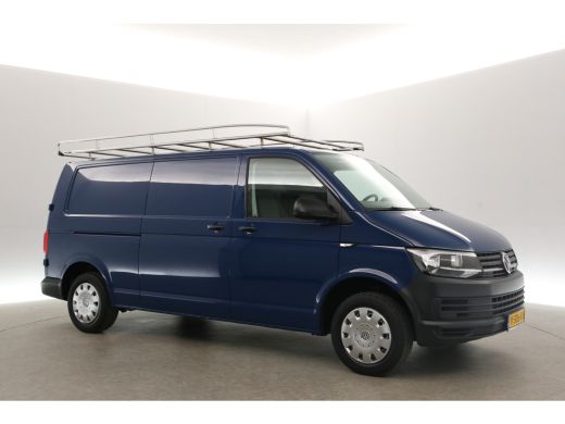 Volkswagen Transporter 2.0 TDI L2H1 140PK Airco Trekhaak Imperiaal Bluetooth Elektrpakket ActivLease financial lease