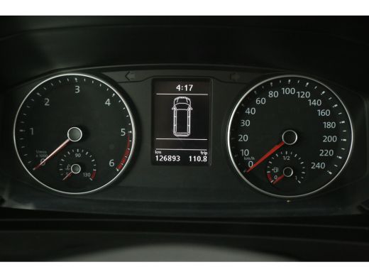 Volkswagen Transporter 2.0 TDI L2H1 204PK Airco Carplay Cruise Trekhaak Navigatie Parkeersensoren ActivLease financial lease