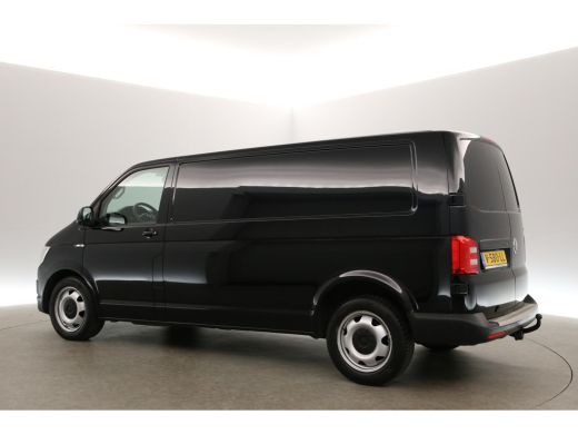 Volkswagen Transporter 2.0 TDI L2H1 204PK Airco Carplay Cruise Trekhaak Navigatie Parkeersensoren ActivLease financial lease