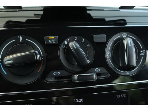 Volkswagen up! 1.0 | Airco | Bluetooth | Elec. ramen | Centr. Vergr. | Stoelen in hoogte verst. | Airco | Blueto... ActivLease financial lease