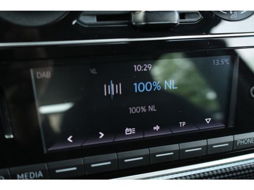 Volkswagen up! 1.0 | Airco | Bluetooth | Elec. ramen | Centr. Vergr. | Stoelen in hoogte verst. | Airco | Blueto... ActivLease financial lease