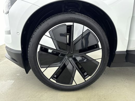 Volvo  EX30 Twin Motor Performance Ultra 69 kWh | 20"LM Velgen | Climate Pack | Getint glas | Panoramadak | H... ActivLease financial lease