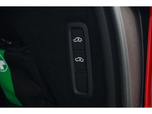 Volvo  XC90 T8 Recharge AWD Ultimate Dark Black Pack | Achterbank verwarmd | Airco met elektronische regeling... ActivLease financial lease