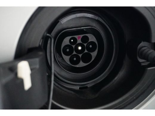 Volvo  XC90 T8 Recharge AWD Ultimate Dark Black Pack | Achterbank verwarmd | Airco met elektronische regeling... ActivLease financial lease