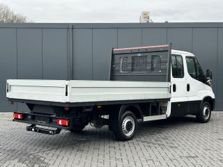 Iveco Daily 35S14 2.3 D / PICK UP MET LANGE BAK / 7 PERSOONS DUBBELE CABINE / 22.770 KM / AIRCO / CRUISE / NA...