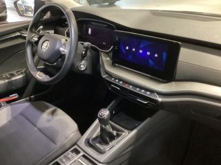 Skoda Octavia Combi 1.0 TSI BNS Ed. | Climate & Cruise C. | Elec. Klep | Standkachel | Navi | 16" LMV | Climate...