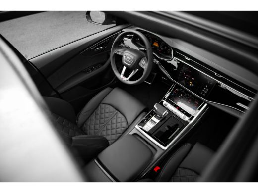 Audi Q8 55 TFSI e 394pk quattro Pro Line S | Panoramadak | Supersportstoelen | Assistentiepakket tour | P... ActivLease financial lease