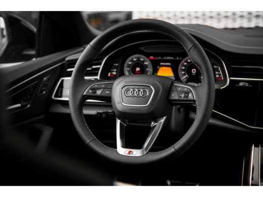 Audi Q8 55 TFSI e 394pk quattro Pro Line S | Panoramadak | Supersportstoelen | Assistentiepakket tour | P... ActivLease financial lease