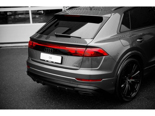Audi Q8 55 TFSI e quattro Pro Line S | Panoramadak | Supersportstoelen | Assistentiepakket tour | Parking... ActivLease financial lease