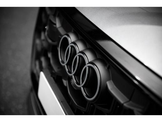 Audi Q8 55 TFSI e 394pk quattro Pro Line S | Panoramadak | Supersportstoelen | Assistentiepakket tour | P... ActivLease financial lease