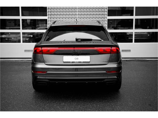Audi Q8 55 TFSI e 394pk quattro Pro Line S | Panoramadak | Supersportstoelen | Assistentiepakket tour | P... ActivLease financial lease