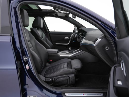 BMW 3 Serie Touring 330e Business Edition Plus M-Sportpack (INCL-BTW) *PANO | VERNASCA-FULL-LEATHER | HEAD-UP... ActivLease financial lease