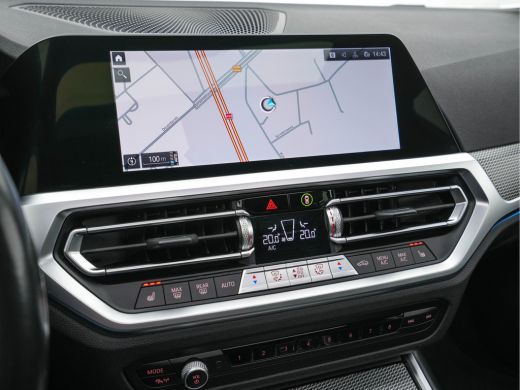 BMW 3 Serie Touring 330e Business Edition Plus M-Sportpack (INCL-BTW) *PANO | VERNASCA-FULL-LEATHER | HEAD-UP... ActivLease financial lease